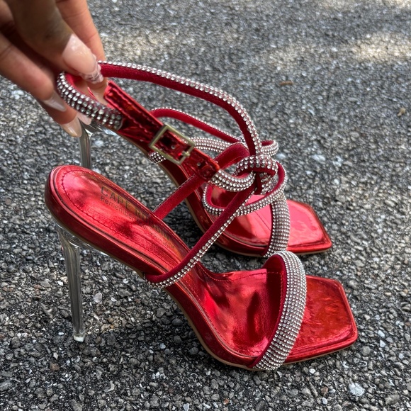 LEXINGTON - Picture 6 of 6